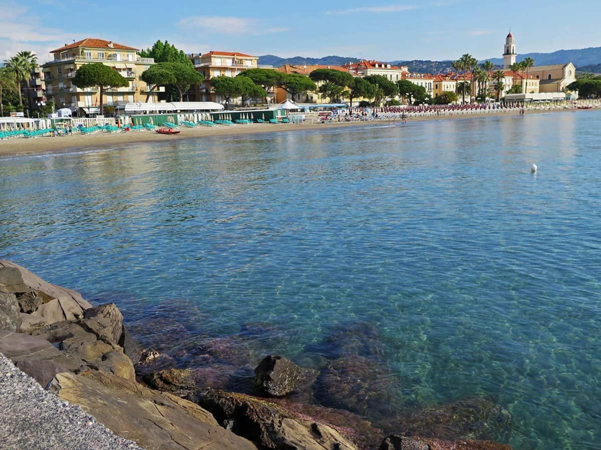 Вилла Un Posto Al Sole Diano San Pietro Экстерьер фото