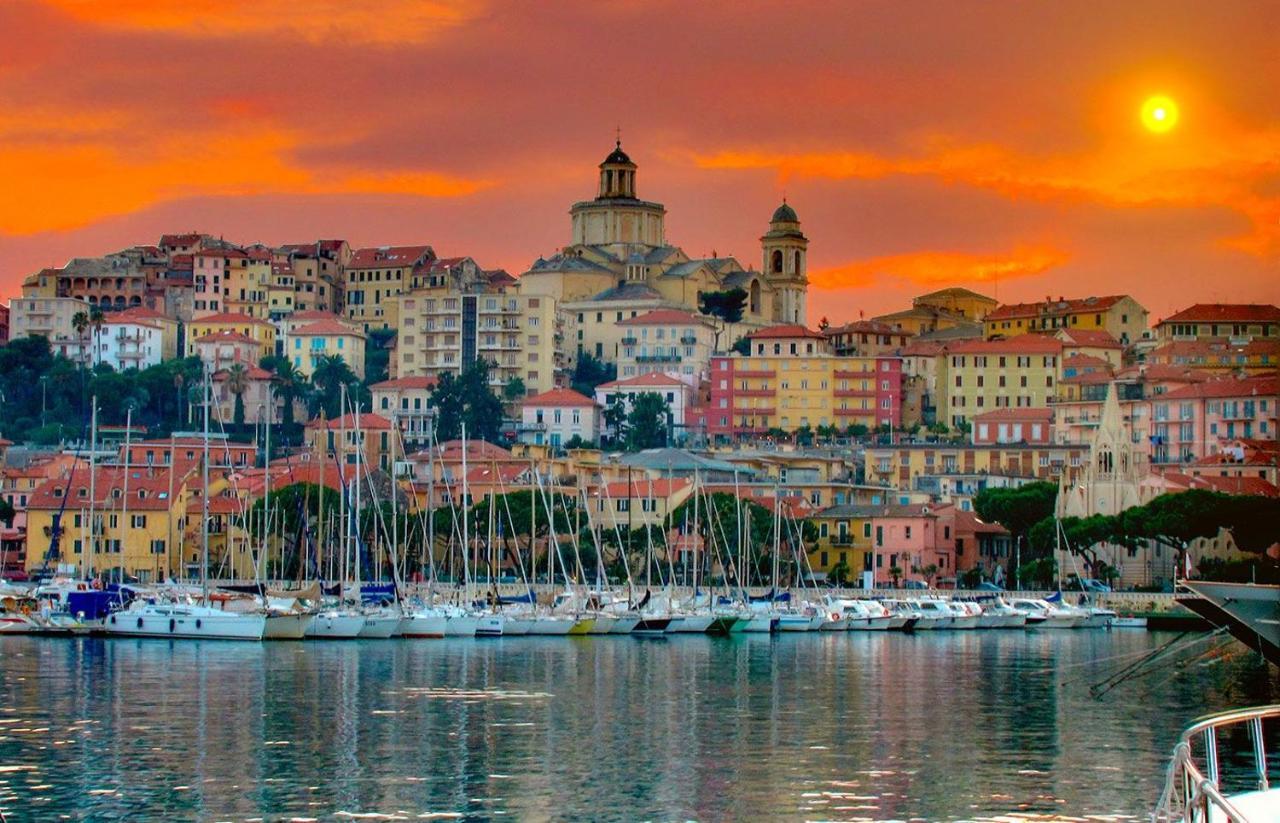Вилла Un Posto Al Sole Diano San Pietro Экстерьер фото